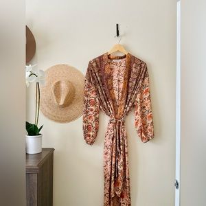 12th Tribe Laguna Beach Floral Kimono O/S